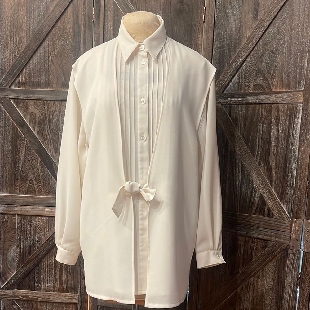 Elegant Cream Colored Blouse